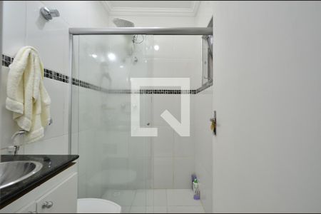 Casa à venda com 300m², 4 quartos e 3 vagasBanheiro da Suíte 1