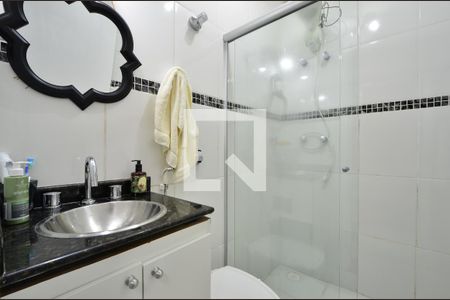 Casa à venda com 300m², 4 quartos e 3 vagasBanheiro da Suíte 1