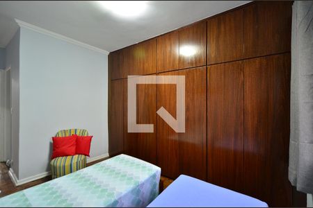 Casa à venda com 300m², 4 quartos e 3 vagasSuíte 2