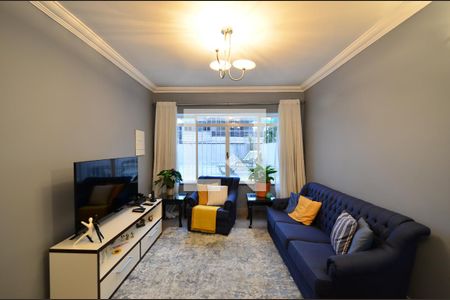 Sala de casa à venda com 4 quartos, 300m² em Parque Imperial, São Paulo