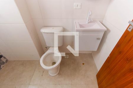 Banheiro de apartamento para alugar com 1 quarto, 35m² em Vila Elze, São Paulo