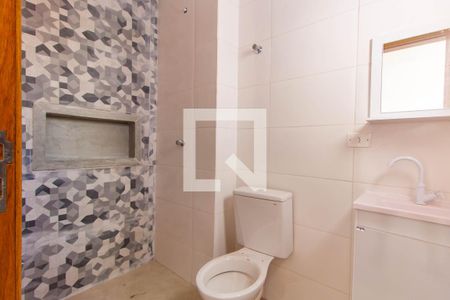 Banheiro de apartamento para alugar com 1 quarto, 25m² em Vila Elze, São Paulo