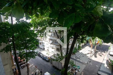 Vista da Sala de apartamento para alugar com 2 quartos, 65m² em Copacabana, Rio de Janeiro
