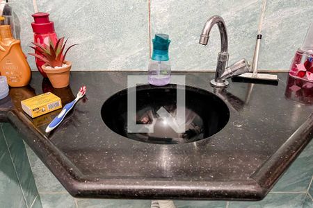 Casa à venda com 280m², 4 quartos e sem vagaEdícula 