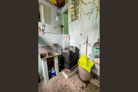 Casa à venda com 280m², 4 quartos e sem vagaÁrea de Serviço