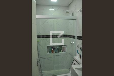 Casa à venda com 70m², 2 quartos e 2 vagasBanheiro