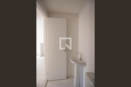 Apartamento para alugar com 38m², 2 quartos e sem vaga Apartamento para alugar com 38m², 2 quartos e sem vagaBanheiro