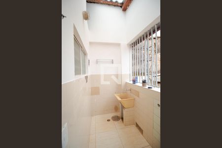 Casa para alugar com 75m², 2 quartos e 1 vagaÁrea de Serviço