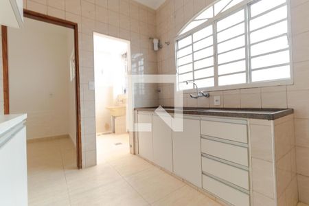 Casa para alugar com 75m², 2 quartos e 1 vagaCozinha