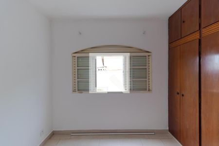 Casa para alugar com 75m², 2 quartos e 1 vagaQuarto 02