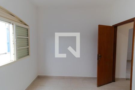 Casa para alugar com 75m², 2 quartos e 1 vagaQuarto 01