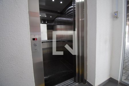 Apartamento para alugar com 56m², 2 quartos e 1 vaga Apartamento para alugar com 56m², 2 quartos e 1 vagaelevador