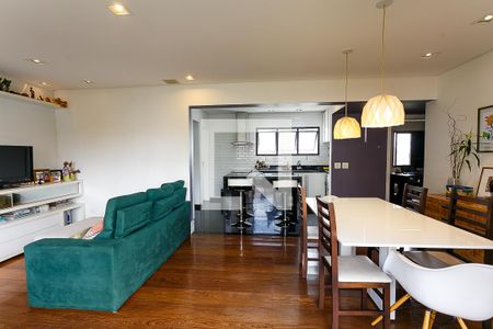 sala  de apartamento à venda com 3 quartos, 120m² em Vila Suzana, São Paulo