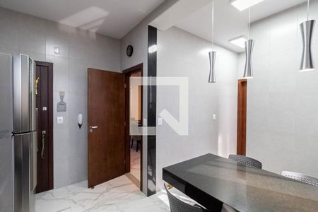 Apartamento à venda com 175m², 3 quartos e 3 vagasCozinha