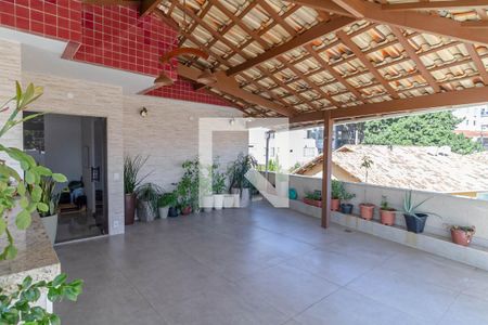 Apartamento à venda com 175m², 3 quartos e 3 vagasCobertura