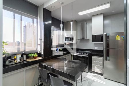 Apartamento à venda com 175m², 3 quartos e 3 vagasCozinha