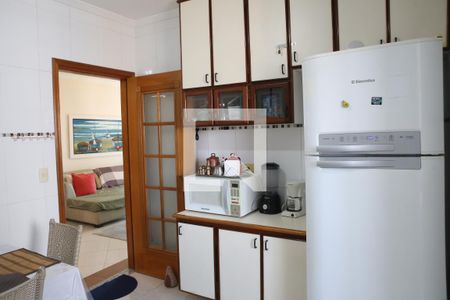 Apartamento para alugar com 131m², 3 quartos e 2 vagasCozinha