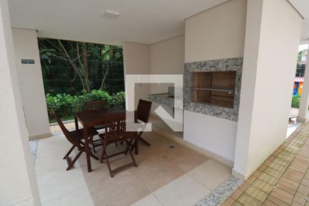 Apartamento à venda com 32m², 2 quartos e sem vagaÁrea comum - Churrasqueira