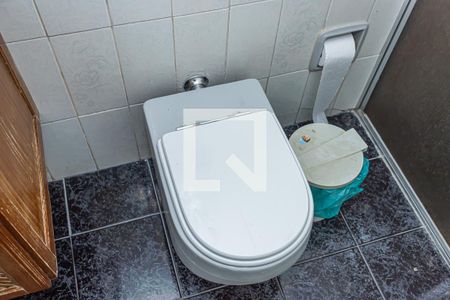 Casa à venda com 270m², 4 quartos e 2 vagasBanheiro 