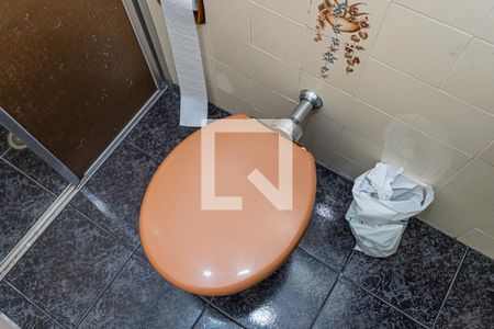 Casa à venda com 270m², 4 quartos e 2 vagasBanheiro 2