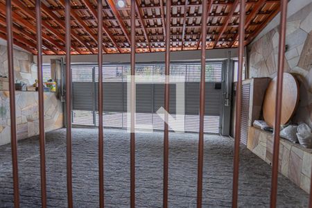 Vista de casa à venda com 4 quartos, 270m² em Vila Pereira Barreto, São Paulo