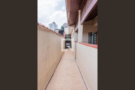 Casa à venda com 270m², 4 quartos e 2 vagas Casa à venda com 270m², 4 quartos e 2 vagasCorredor