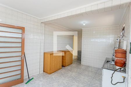 Casa à venda com 270m², 4 quartos e 2 vagas Casa à venda com 270m², 4 quartos e 2 vagasCozinha