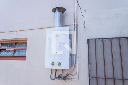 Casa à venda com 270m², 4 quartos e 2 vagas Casa à venda com 270m², 4 quartos e 2 vagasAquecedor a gás