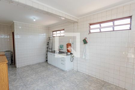 Casa à venda com 270m², 4 quartos e 2 vagas Casa à venda com 270m², 4 quartos e 2 vagasCozinha