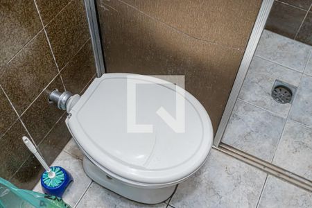 Casa à venda com 270m², 4 quartos e 2 vagas Casa à venda com 270m², 4 quartos e 2 vagasBanheiro