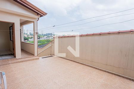 Casa à venda com 270m², 4 quartos e 2 vagas Casa à venda com 270m², 4 quartos e 2 vagasÁrea de serviço e quintal