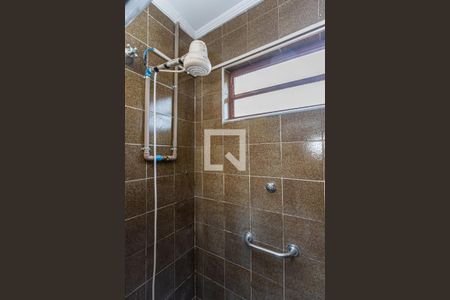 Casa à venda com 270m², 4 quartos e 2 vagas Casa à venda com 270m², 4 quartos e 2 vagasBanheiro