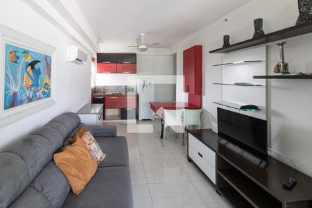 Sala e Cozinha de apartamento para alugar com 1 quarto, 56m² em Recreio dos Bandeirantes, Rio de Janeiro