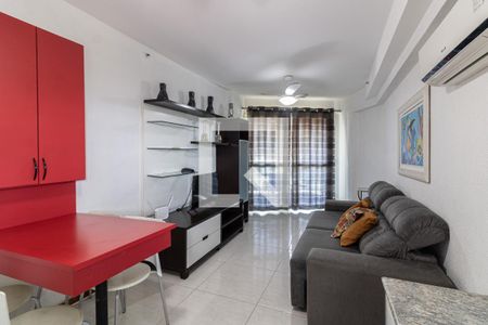 Sala de apartamento à venda com 1 quarto, 56m² em Recreio dos Bandeirantes, Rio de Janeiro