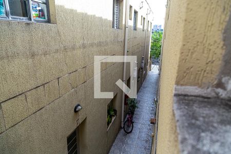 Vista do Quarto de apartamento para alugar com 1 quarto, 35m² em Vila Babilonia, São Paulo