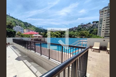 Apartamento à venda com 70m², 2 quartos e 1 vagaÁrea comum - Piscina