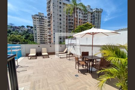 Apartamento à venda com 70m², 2 quartos e 1 vagaÁrea comum - Piscina