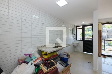 Apartamento à venda com 70m², 2 quartos e 1 vagaCozinha e Área de Serviço