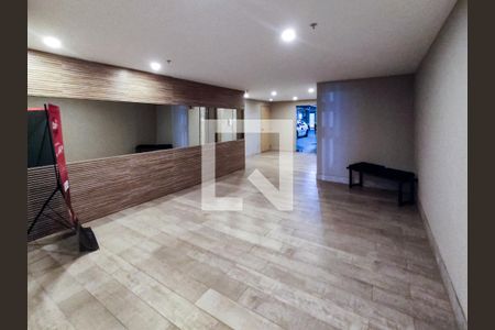 Apartamento à venda com 70m², 2 quartos e 1 vagaFachada e portaria