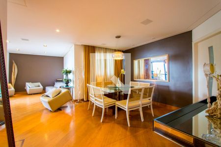 Sala de apartamento à venda com 4 quartos, 170m² em Vila Valparaíso, Santo André