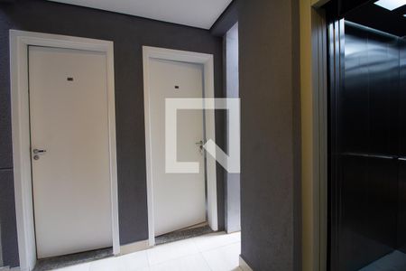 Apartamento para alugar com 46m², 2 quartos e sem vagaEntrada