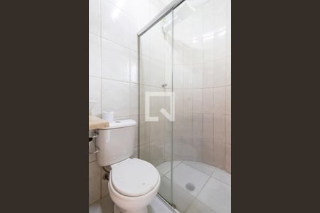 Banheiro de casa à venda com 3 quartos, 134m² em Vila Euthalia, São Paulo