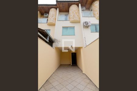Garagem de casa à venda com 3 quartos, 134m² em Vila Euthalia, São Paulo