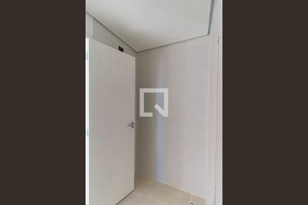 Apartamento para alugar com 41m², 2 quartos e sem vaga Apartamento para alugar com 41m², 2 quartos e sem vagaBanheiro