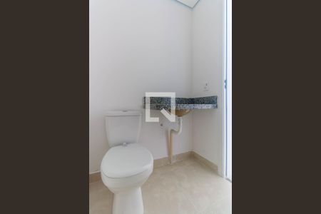 Apartamento para alugar com 41m², 2 quartos e sem vaga Apartamento para alugar com 41m², 2 quartos e sem vagaBanheiro