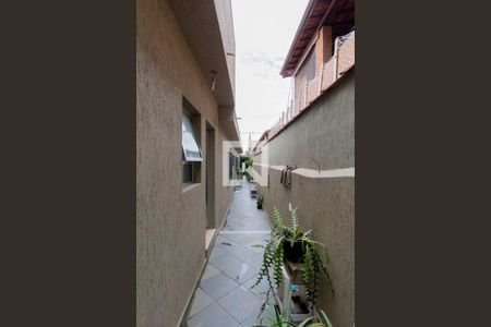 Casa à venda com 105m², 2 quartos e 2 vagasCorredor Lateral