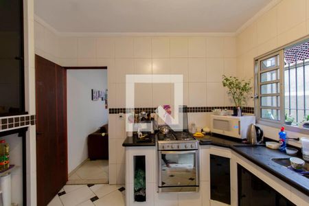 Casa à venda com 105m², 2 quartos e 2 vagasCozinha