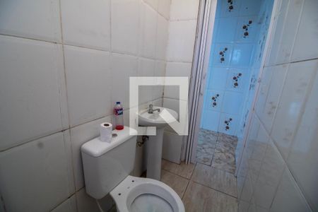 Banheiro de casa para alugar com 1 quarto, 55m² em Jardim Inga, São Paulo