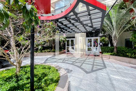 Studio para alugar com 42m², 1 quarto e 1 vaga Studio para alugar com 42m², 1 quarto e 1 vagaFachada