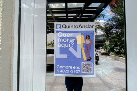 Studio para alugar com 42m², 1 quarto e 1 vaga Studio para alugar com 42m², 1 quarto e 1 vagaFachada